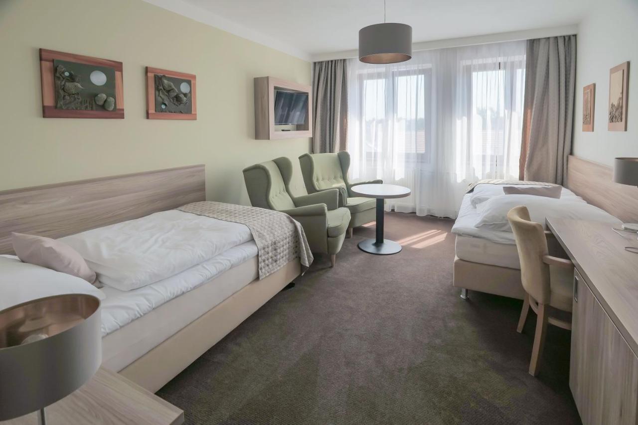 Hotel Zlata Hvezda ลิโตมิเชล ภายนอก รูปภาพ