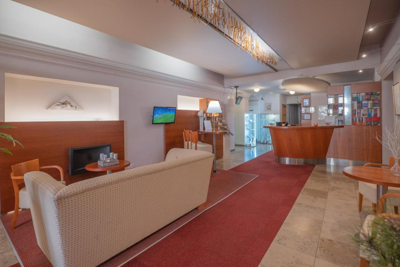 Hotel Zlata Hvezda ลิโตมิเชล ภายนอก รูปภาพ