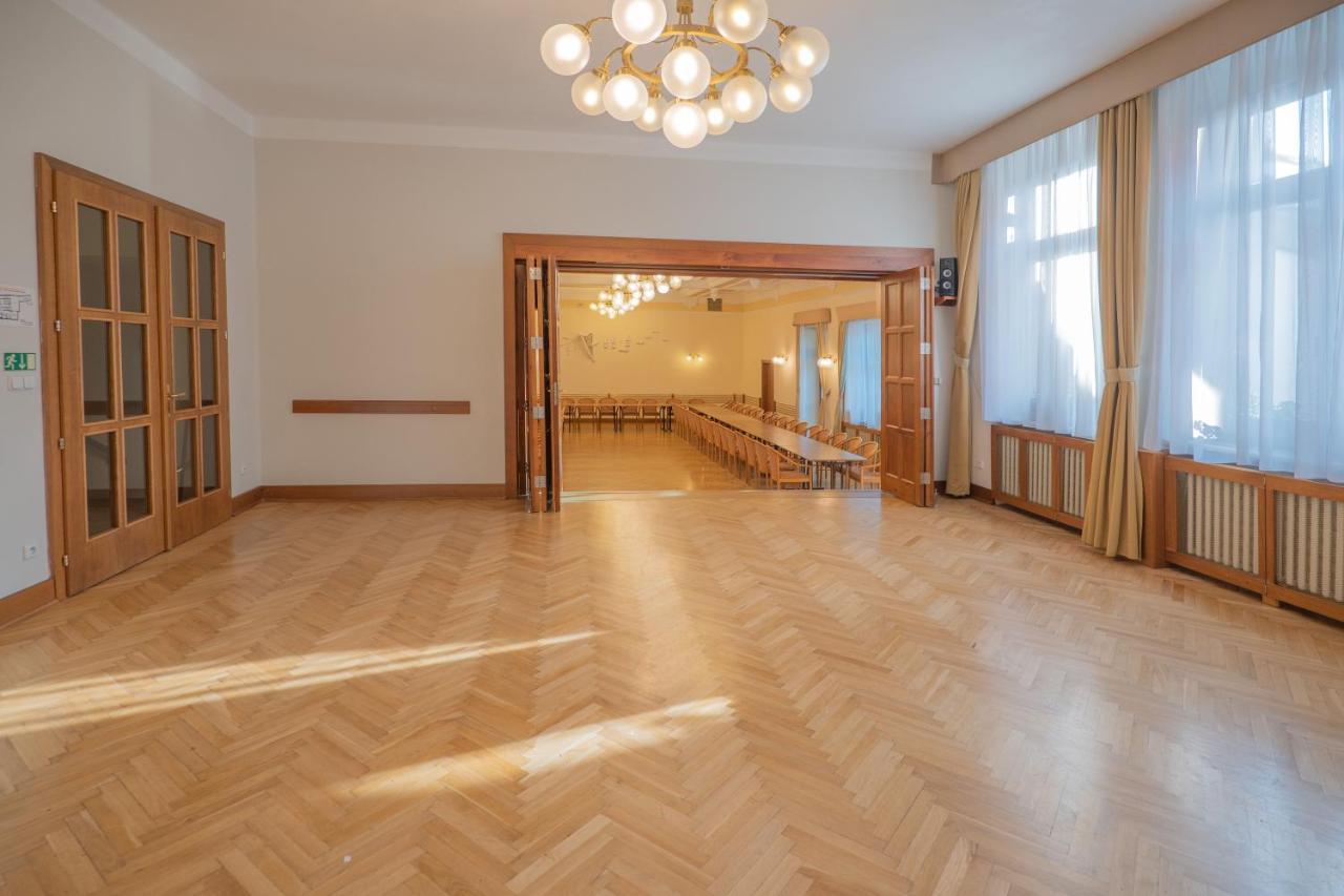 Hotel Zlata Hvezda ลิโตมิเชล ภายนอก รูปภาพ