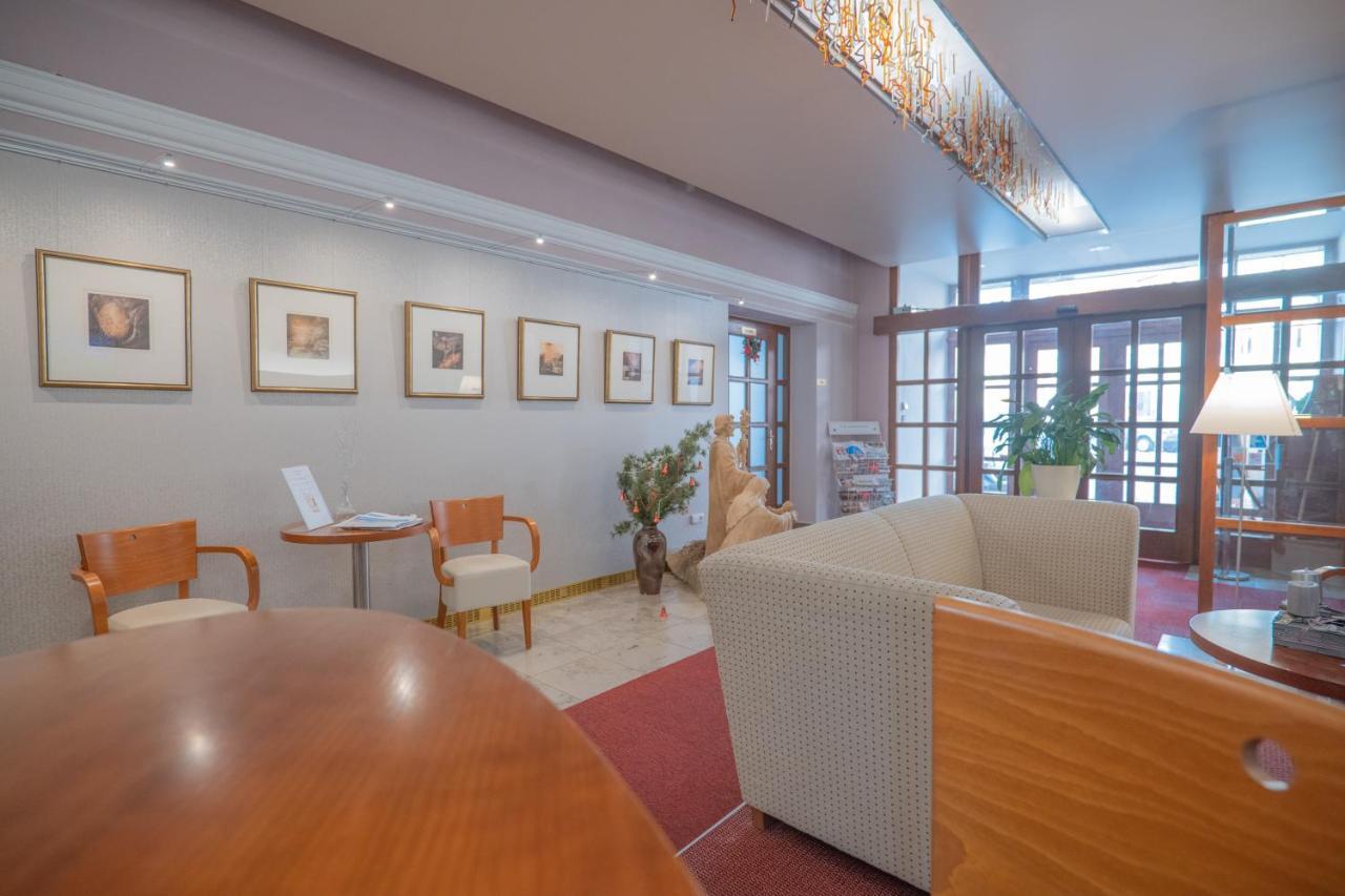 Hotel Zlata Hvezda ลิโตมิเชล ภายนอก รูปภาพ